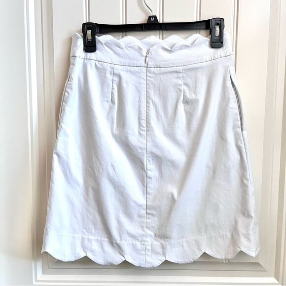 J. McLaughlin white skirt scalloped hem solid bright white preppy size 4 - Picture 2 of 4